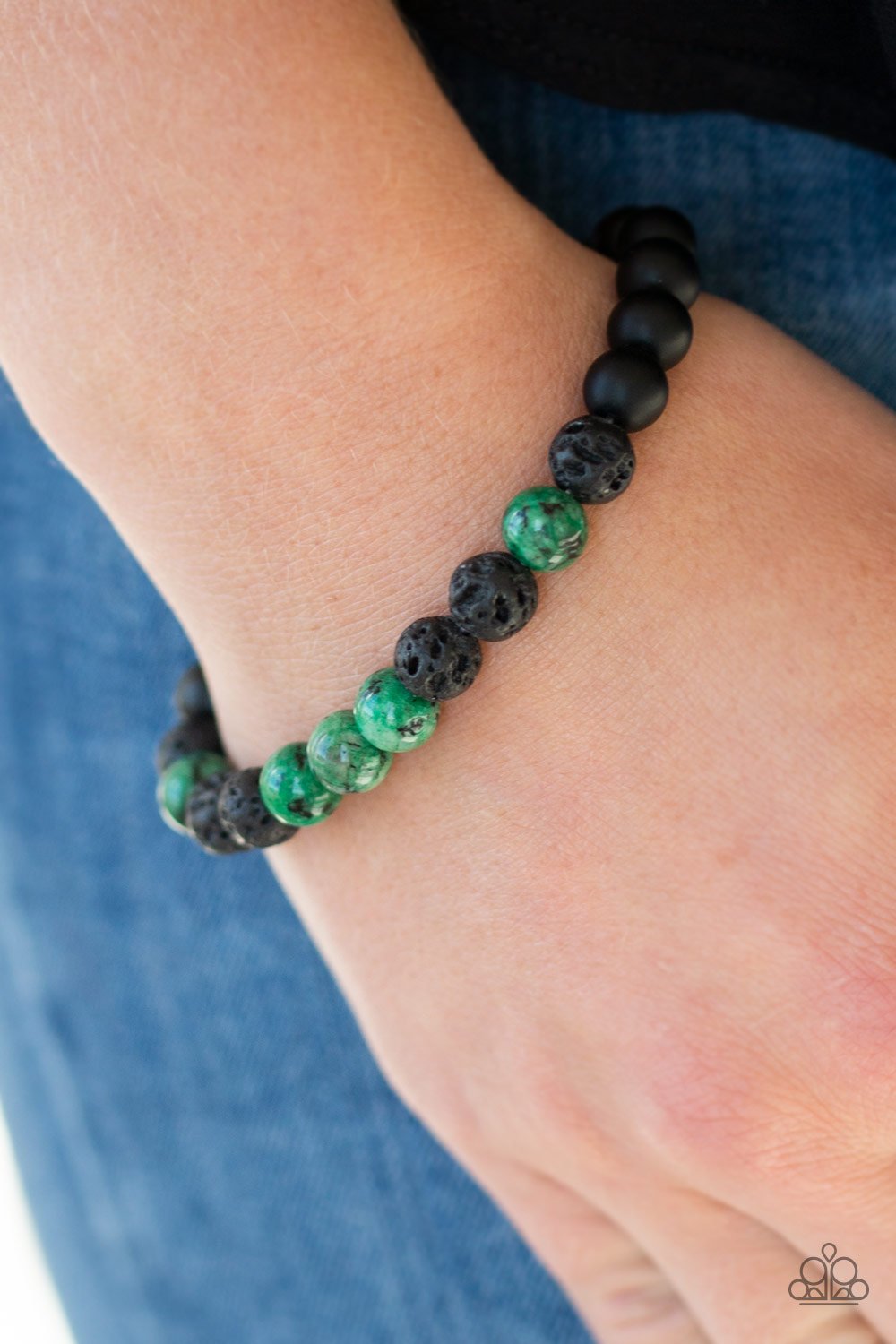 Tone Down - green - Paparazzi bracelet