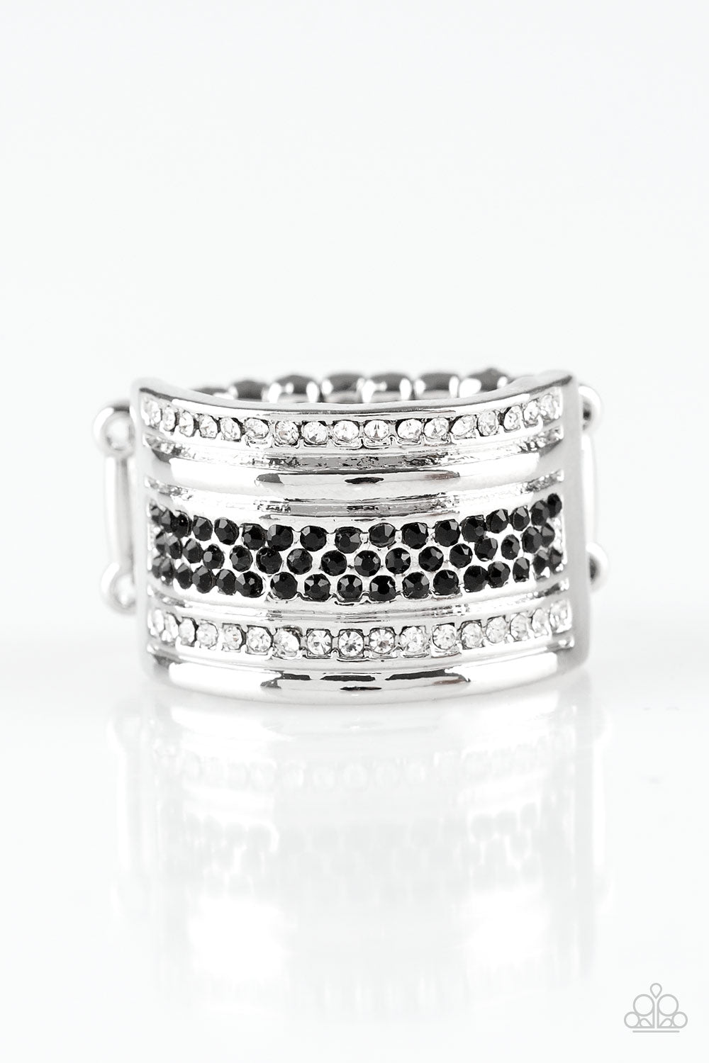 Top Dollar Drama - black - Paparazzi ring