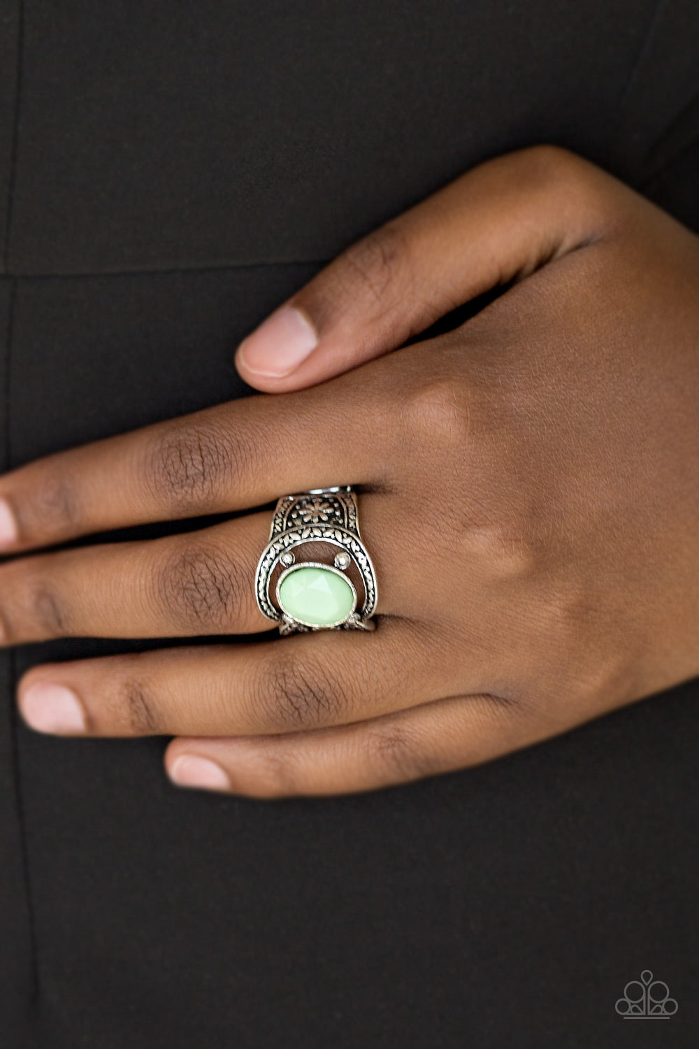 Vacation Vibes - green - Paparazzi ring