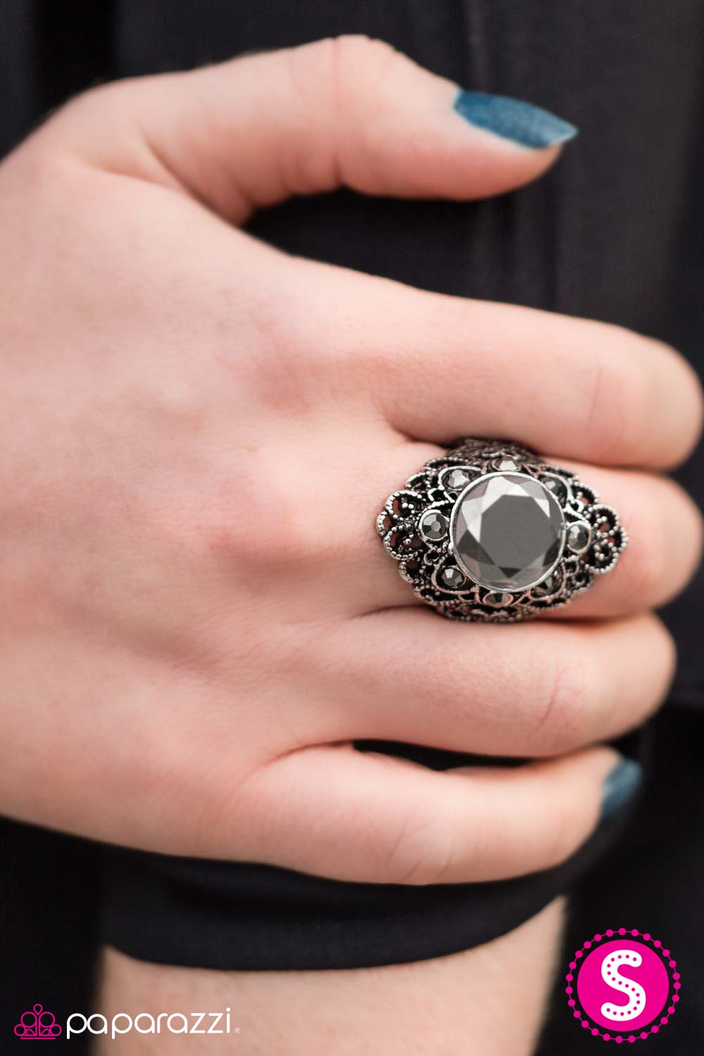 Vintage Vixen - Silver - Paparazzi ring