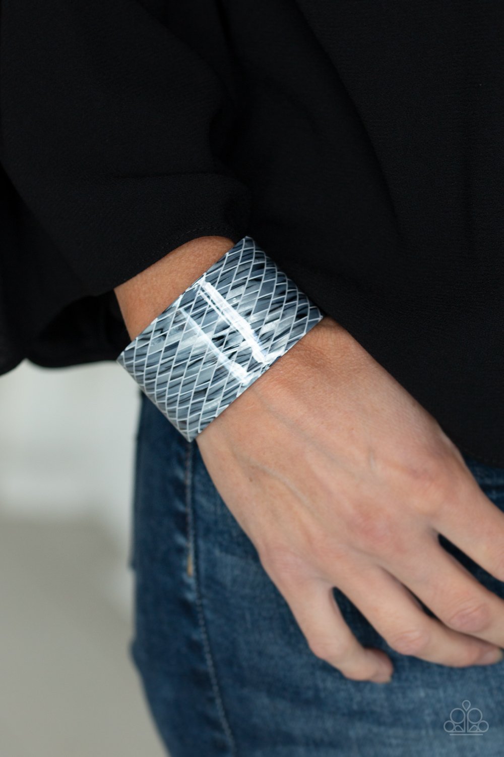 Vogue Revamp-silver-Paparazzi bracelet