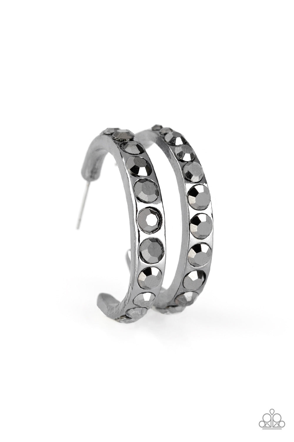 Welcome to Glam Town - black - Paparazzi earrings