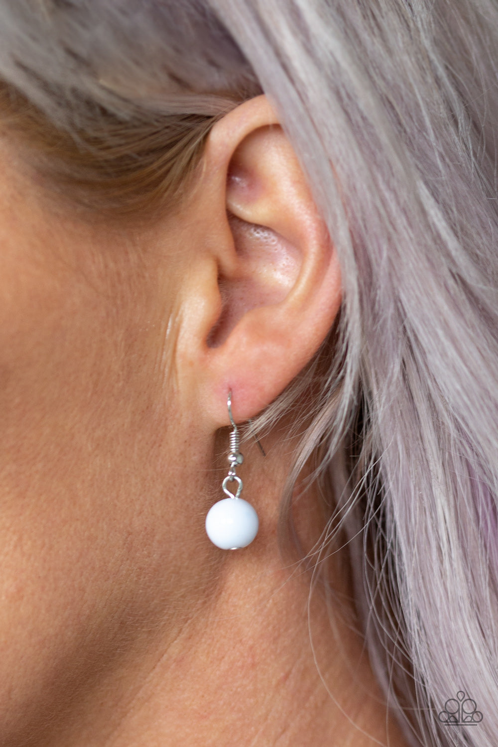 Wildland Wonderland - white - Paparazzi necklace