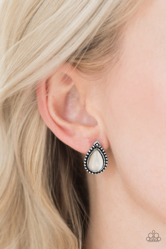 Wouldnt Gleam of it - white post - Paparazzi earrings