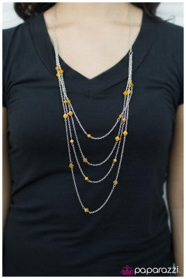 Just Enough - Paparazzi necklace