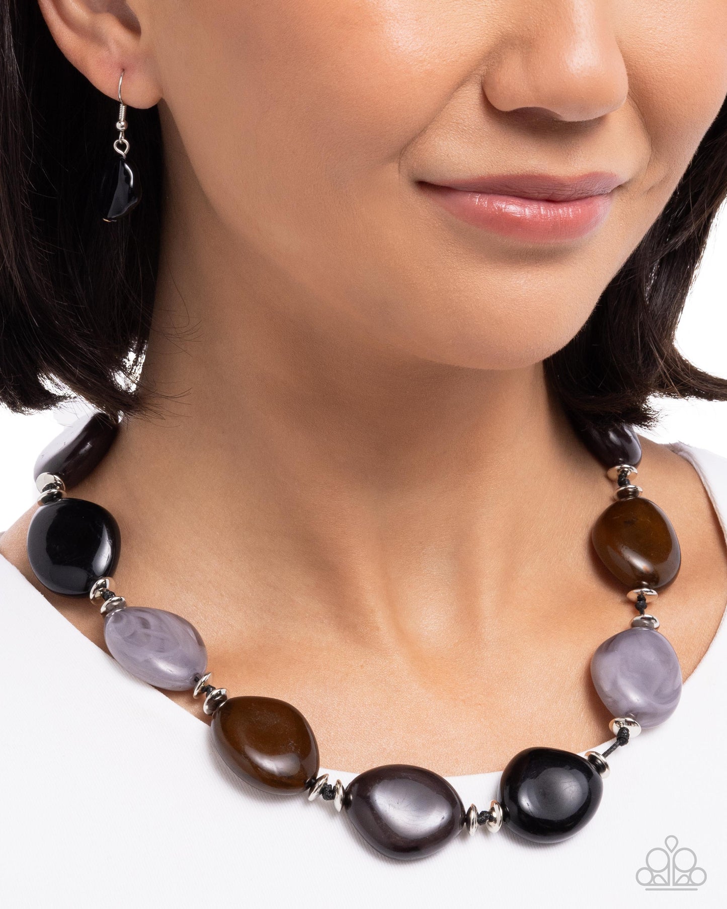 Innocent Improv - black - Paparazzi necklace