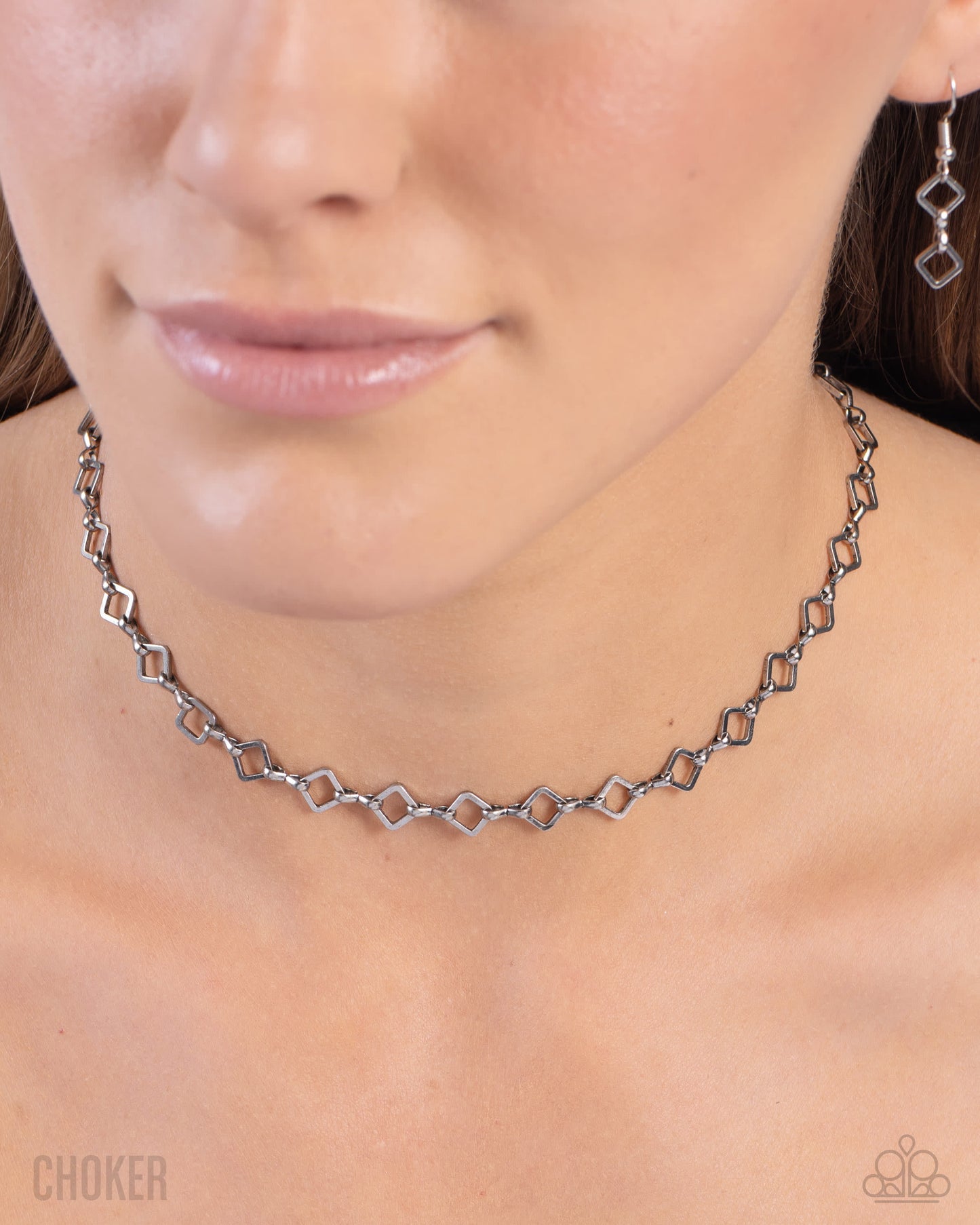 A-Frame A-Game - silver - Paparazzi necklace