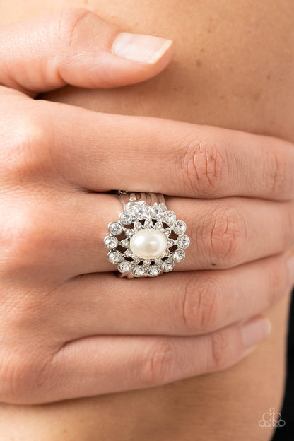 A-list Admirer - white - Paparazzi ring