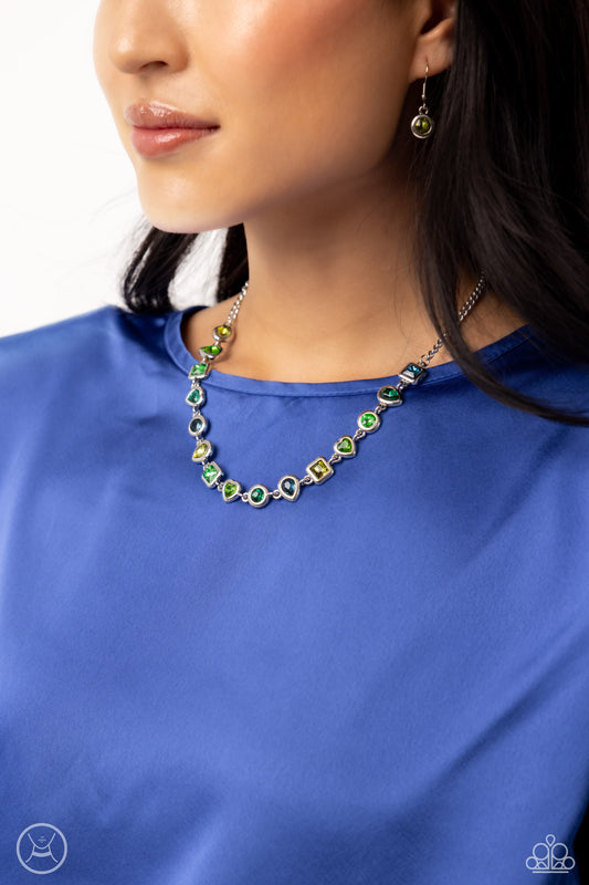 Abstract Admirer - green - Paparazzi necklace