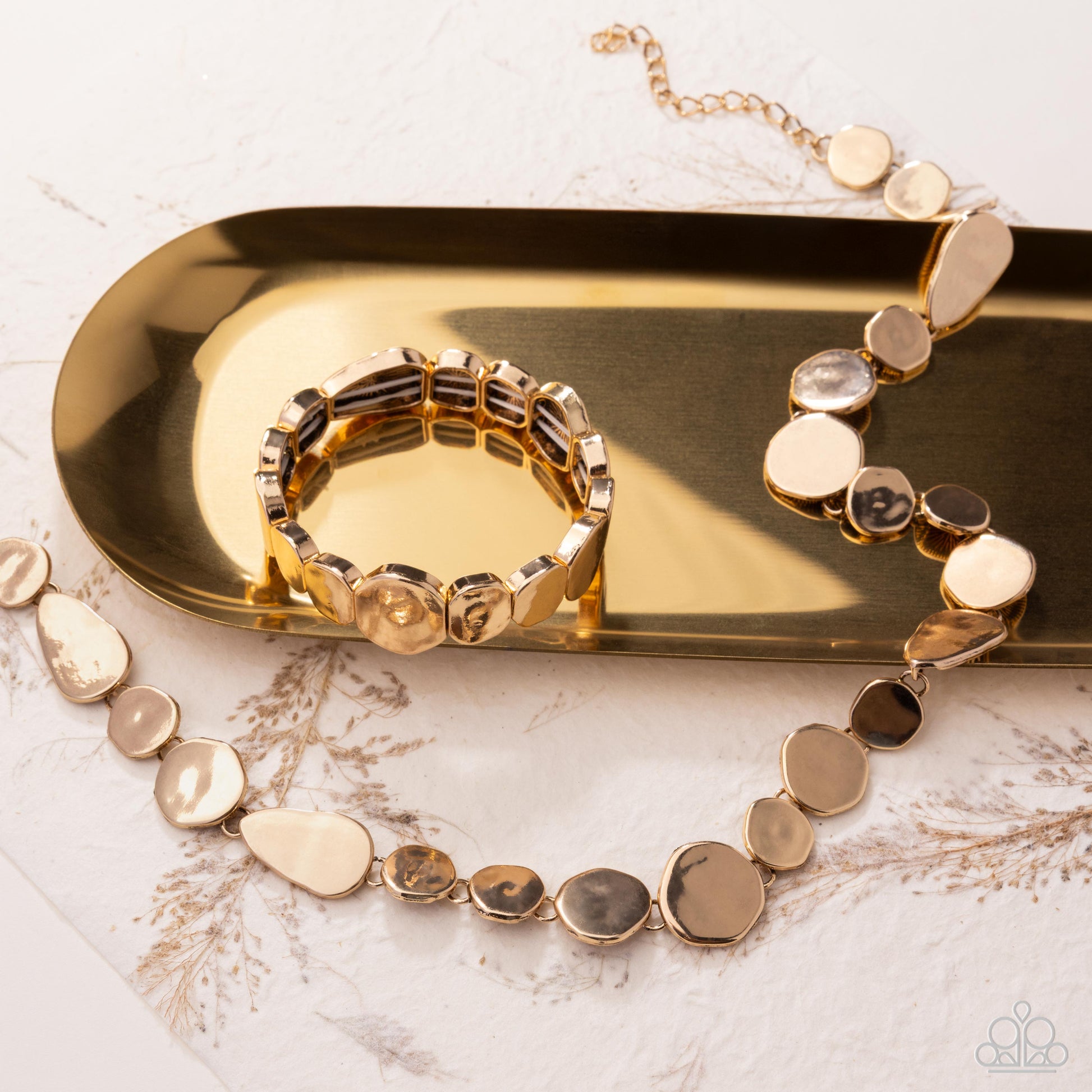 Abstract Assumption - gold - Paparazzi complete set