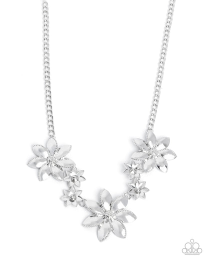 Active Imagination - silver - Paparazzi necklace