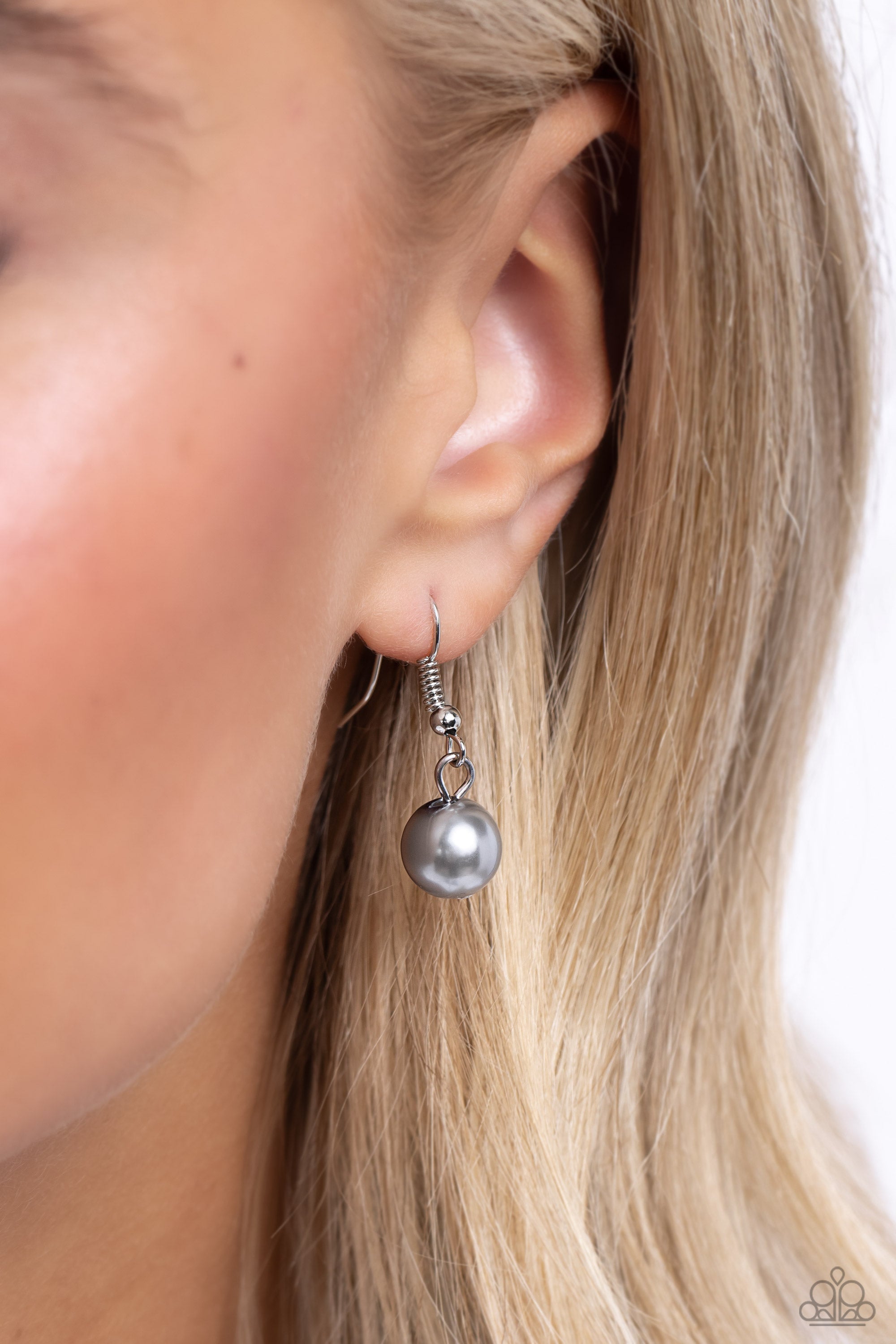 Glorified Glitz - silver - Paparazzi earrings – JewelryBlingThing