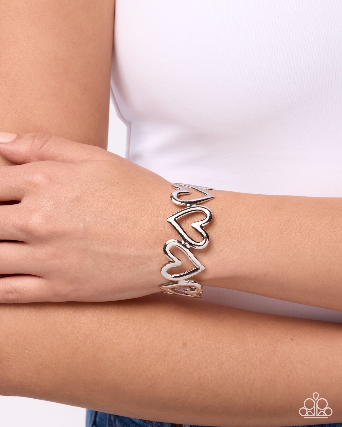 Adorable Aim - silver - Paparazzi bracelet