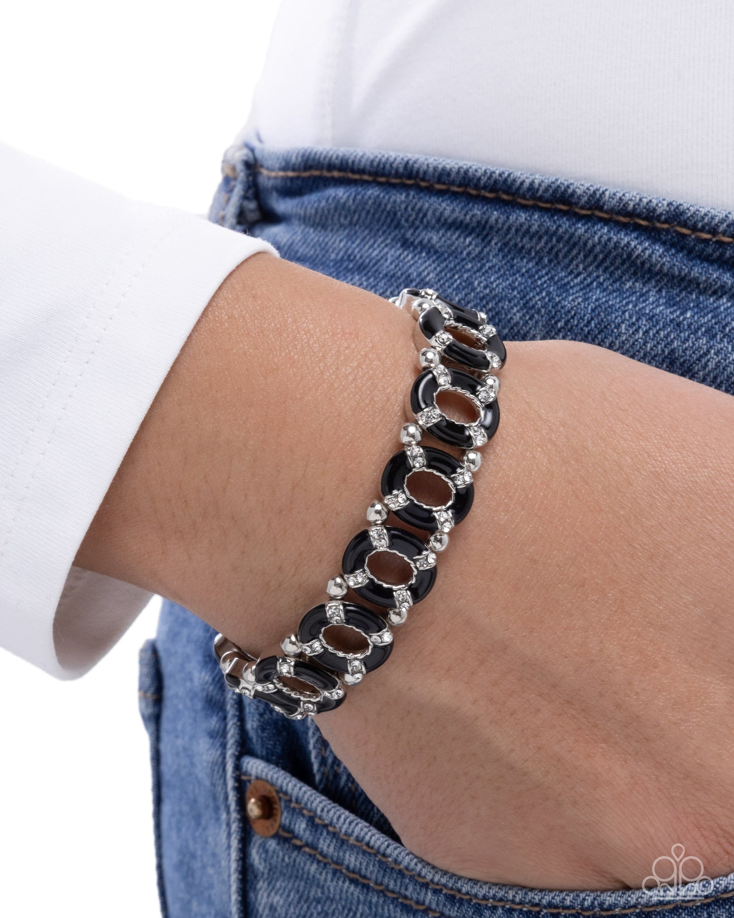 Adorable Armada - black - Paparazzi bracelet