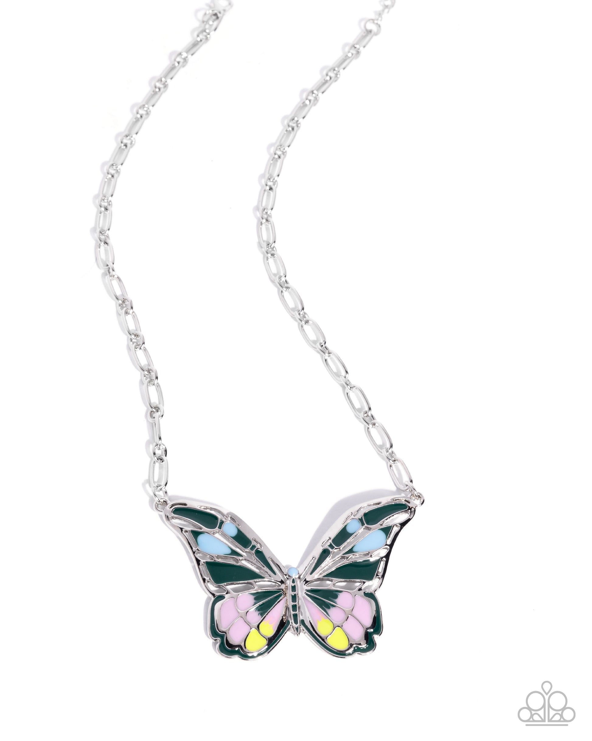 Aerial Accolade - green - Paparazzi necklace