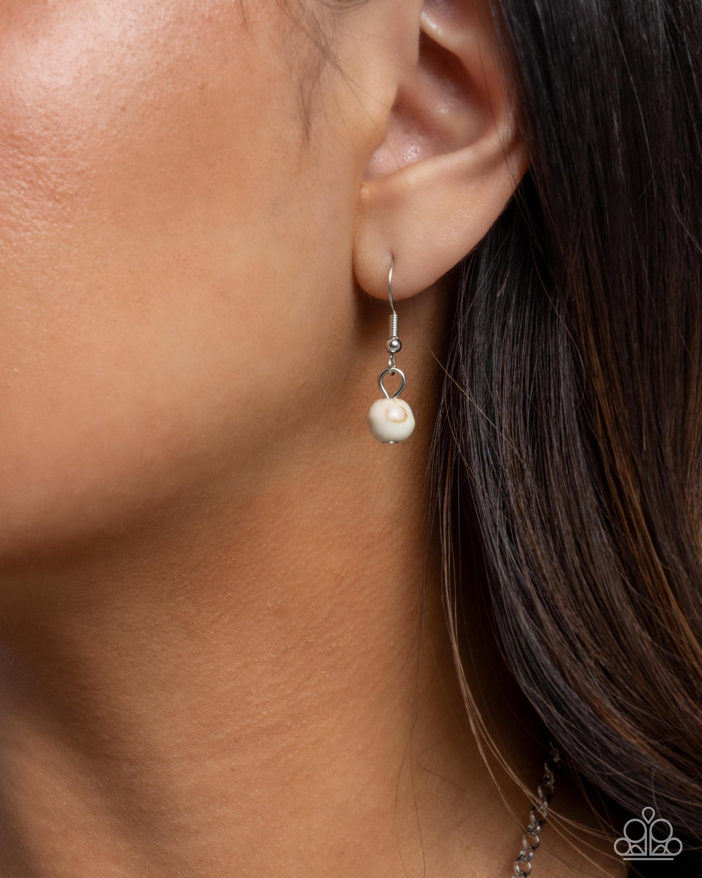 Aid to Navigation - white - Paparazzi LANYARD necklace