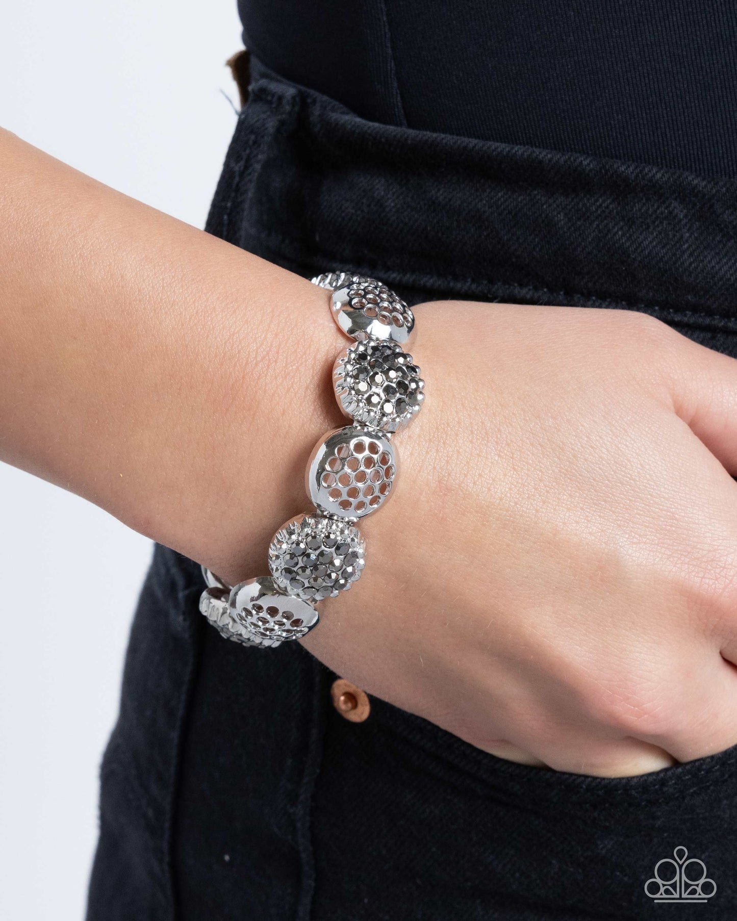 Airily Adorned - silver - Paparazzi bracelet