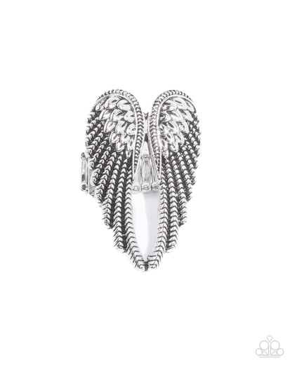 Angelic Actress - silver - Paparazzi ring