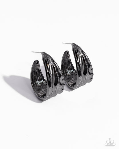 Badlands and Bellbottoms - black - Paparazzi earrings