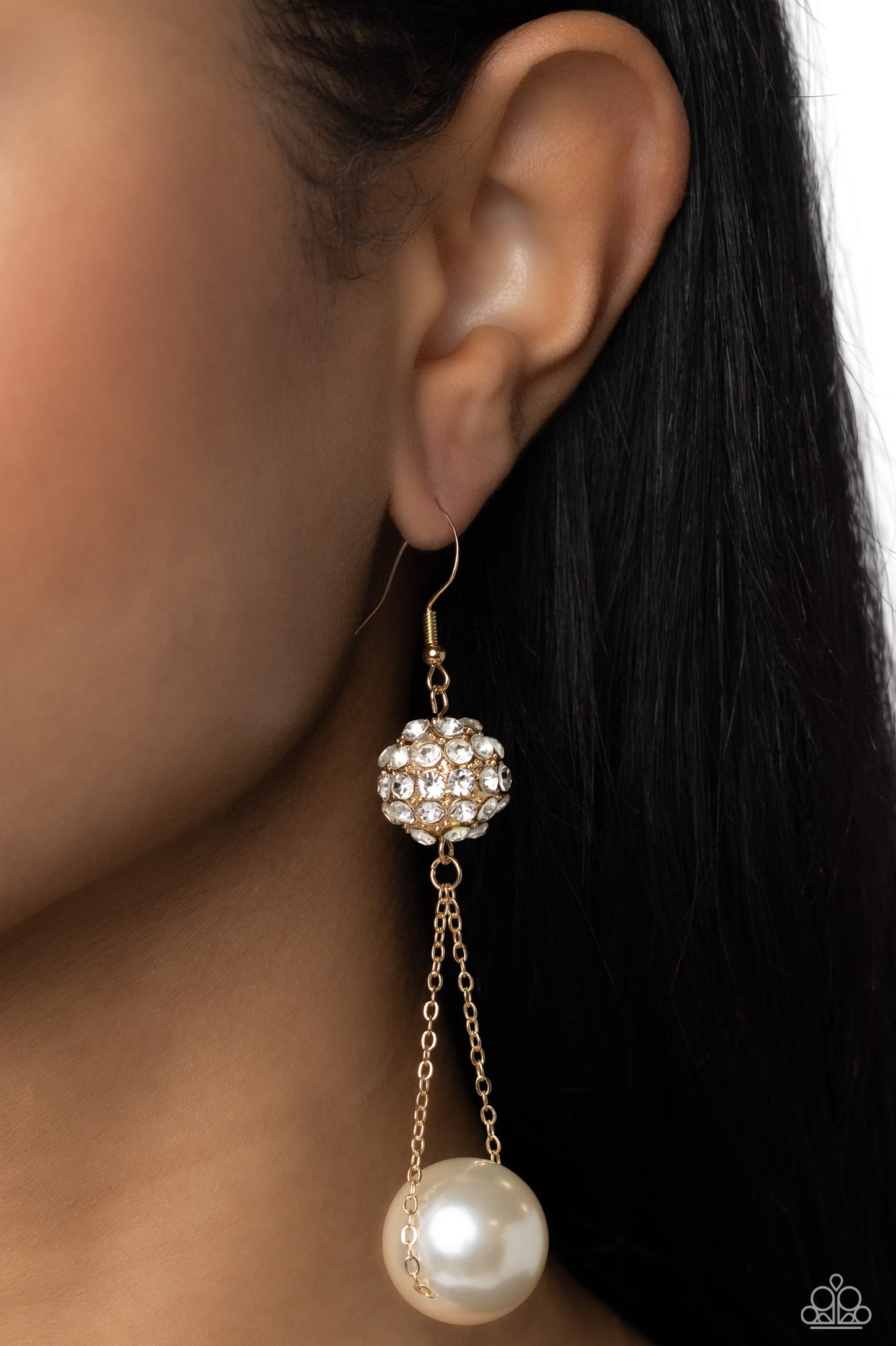 Ballerina Balance - gold - Paparazzi earrings