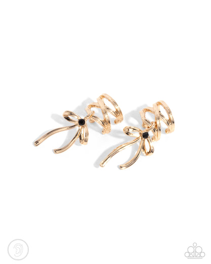 Ballet Lacing - gold - Paparazz ear cuff