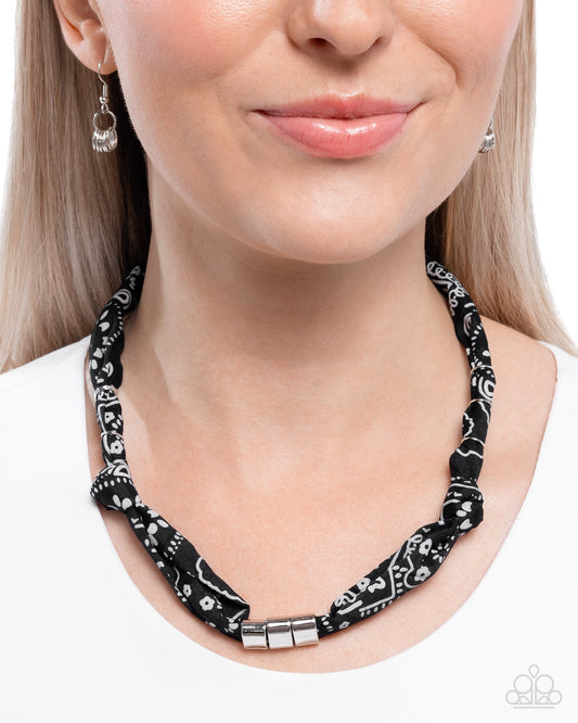 Bandana Balance - black - Paparazzi necklace