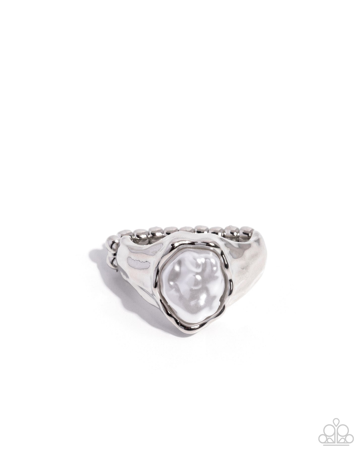 Baroque Moment - white - Paparazzi ring