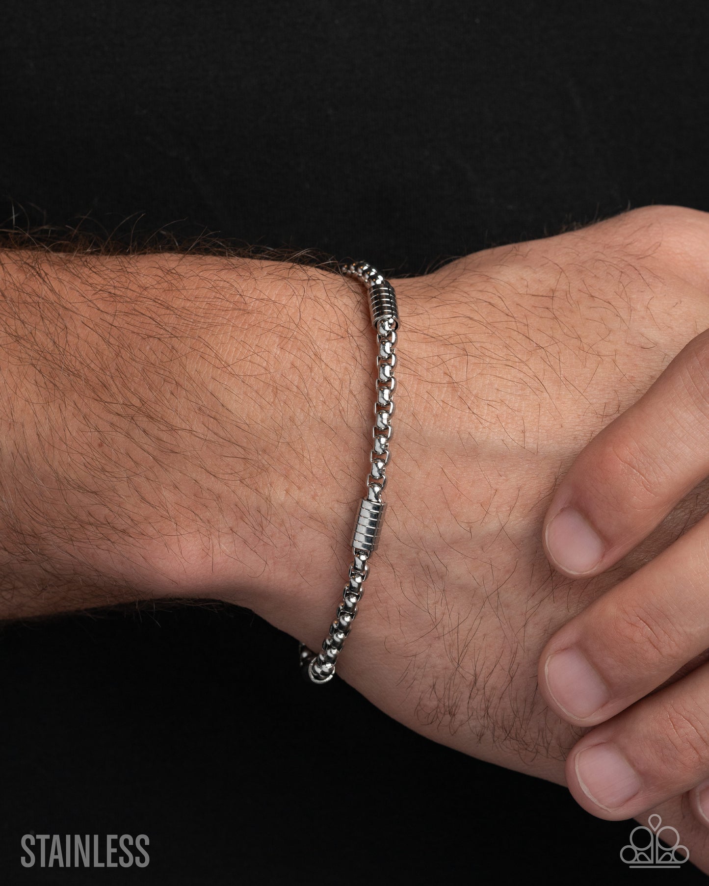 Barricade Bravado - silver - Paparazzi MENS complete set