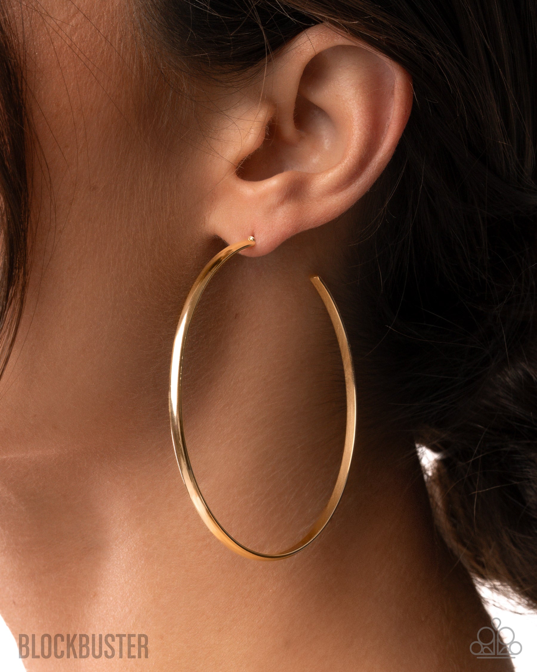 Basic Bombshell - gold - Paparazzi earrings