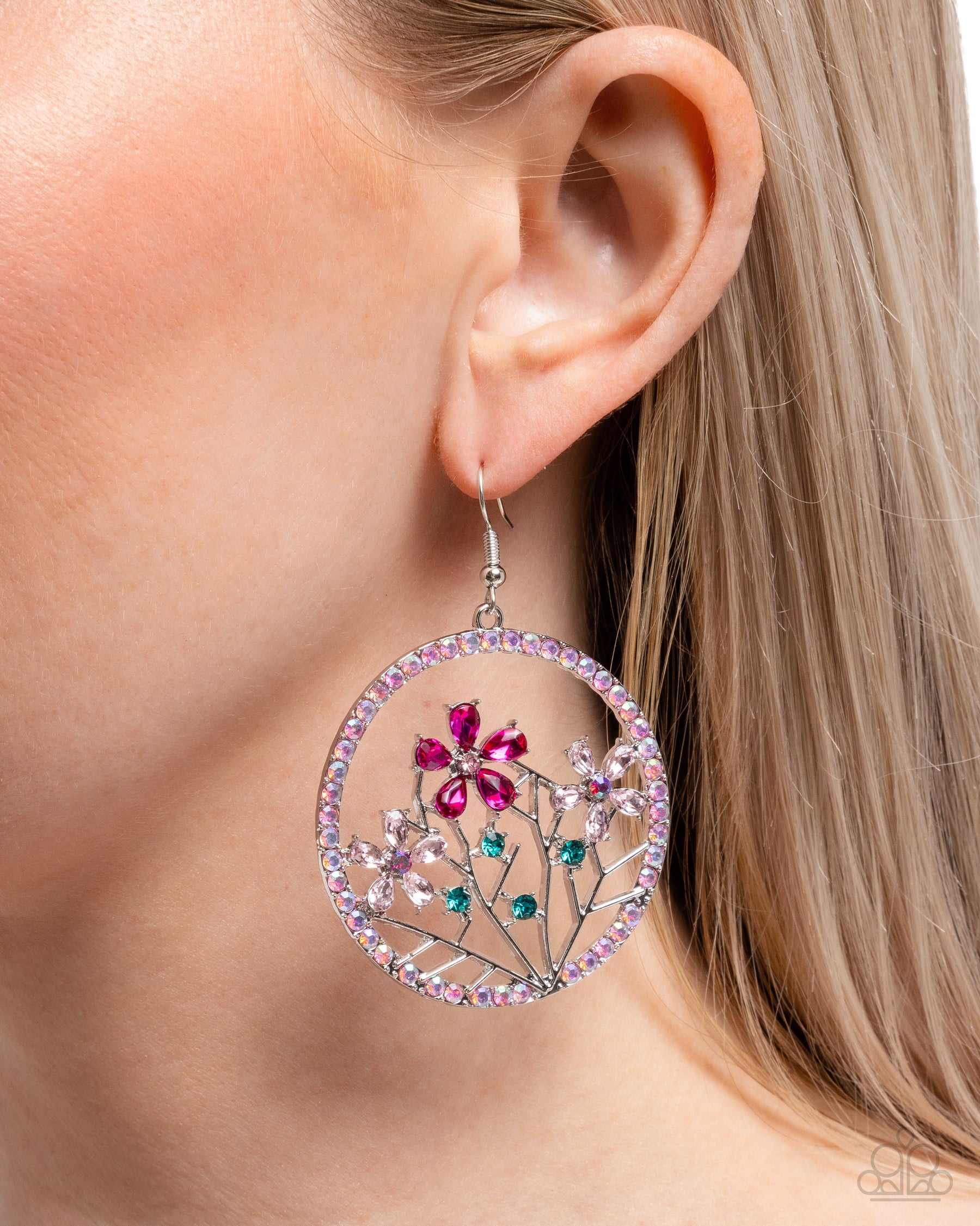 Basic Bouquet - pink - Paparazzi earrings