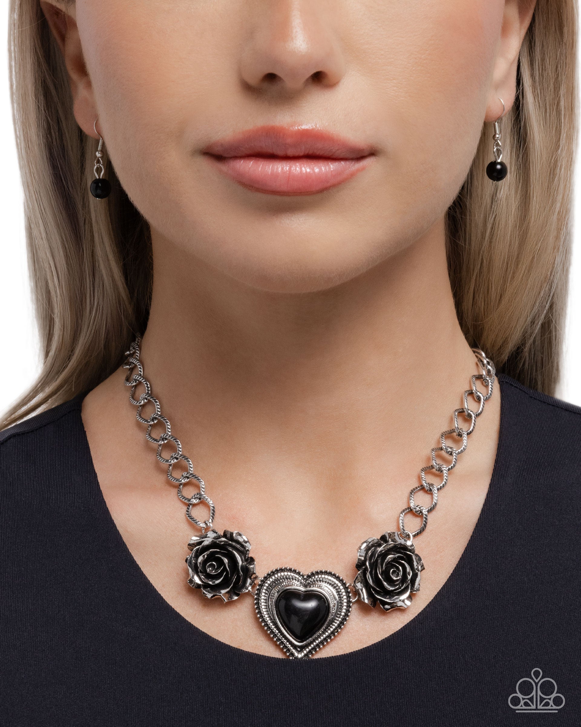 Be My Forever - black - Paparazzi necklace