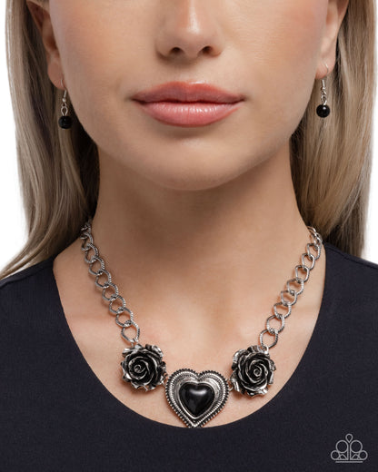 Be My Forever - black - Paparazzi necklace