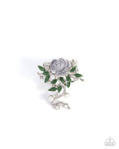 Beauty and the SWEET - silver - Paparazzi ring