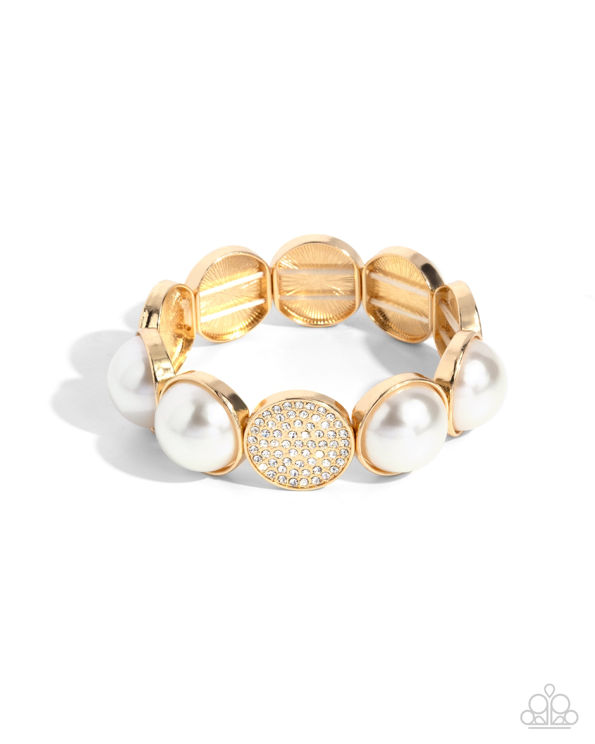 Believable Bling - gold - Paparazzi bracelet