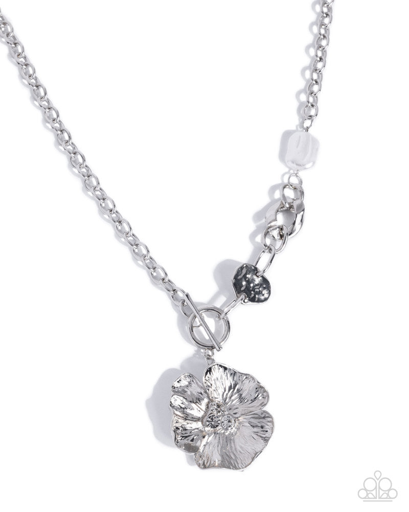 Better Blossom - white - Paparazzi necklace