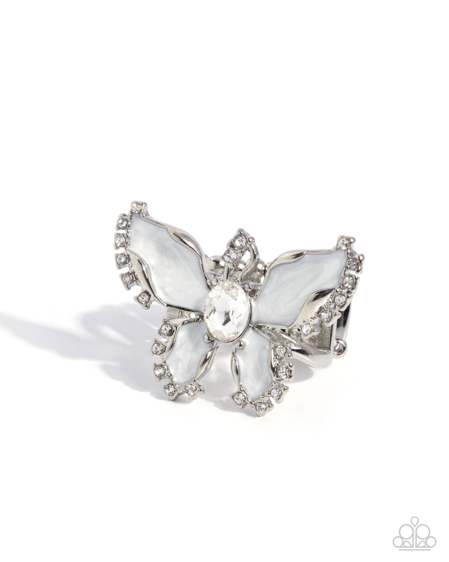 Bewitching Butterfly - white - Paparazzi ring