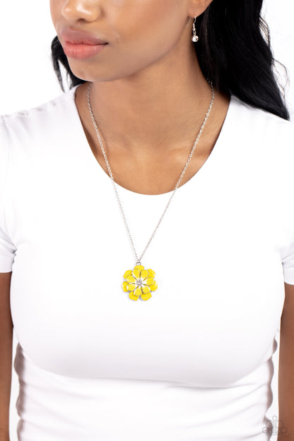 Beyond Blooming - yellow - Paparazzi necklace