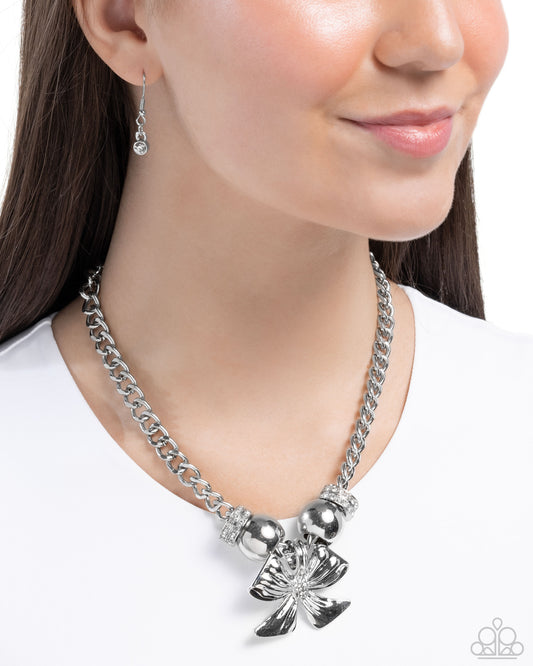 Big Deal Bow - white - Paparazzi necklace