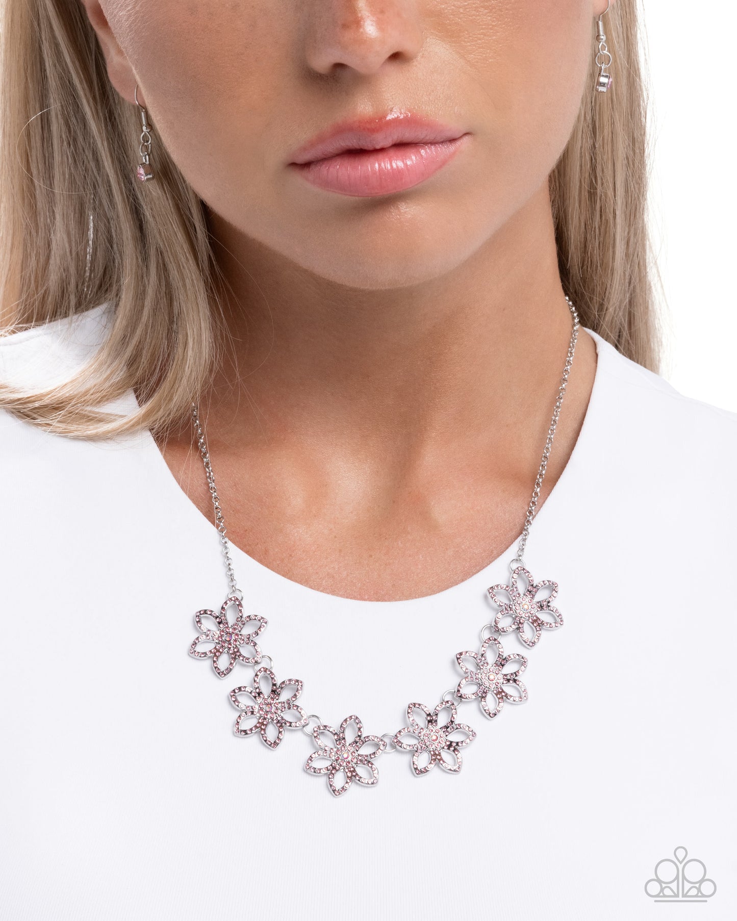 Blooming Backstage - pink - Paparazzi necklace