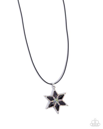 Blooming Boss - black - Paparazzi necklace