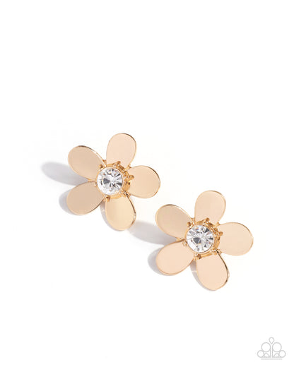 Blooming Boutique - gold - Paparazzi earrings
