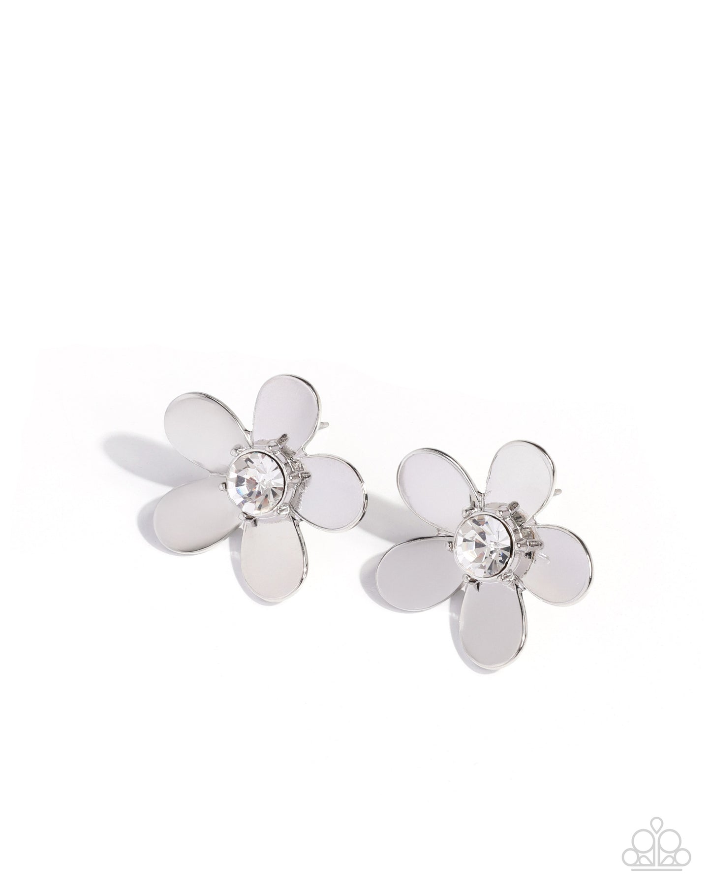 Blooming Boutique - white - Paparazzi earrings