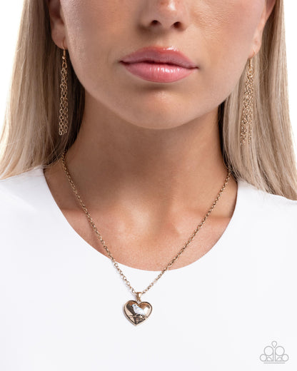 Bodacious Bird - gold - Paparazzi necklace