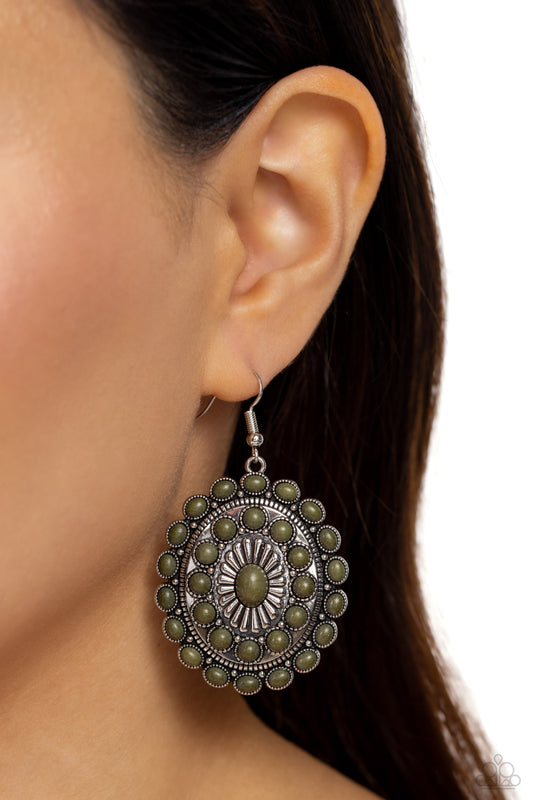 Bohemian Badlands - green - Paparazzi earrings