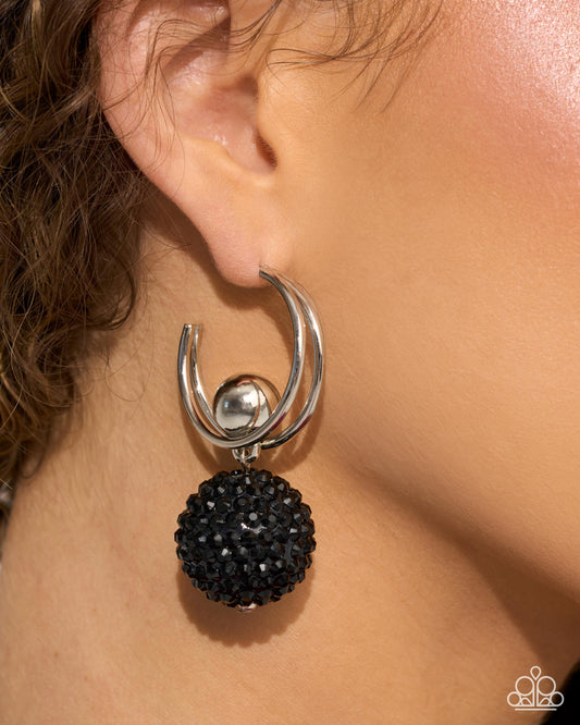 Bold Base - black - Paparazzi earrings