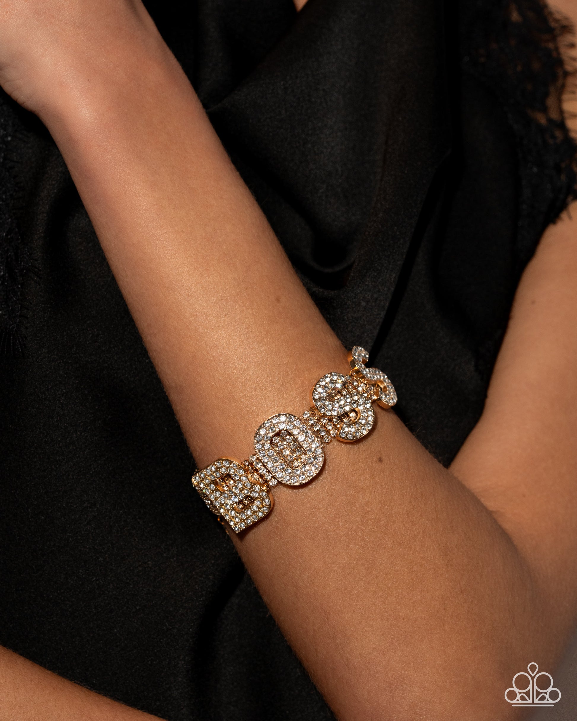 Boldly Bossy - gold - Paparazzi bracelet
