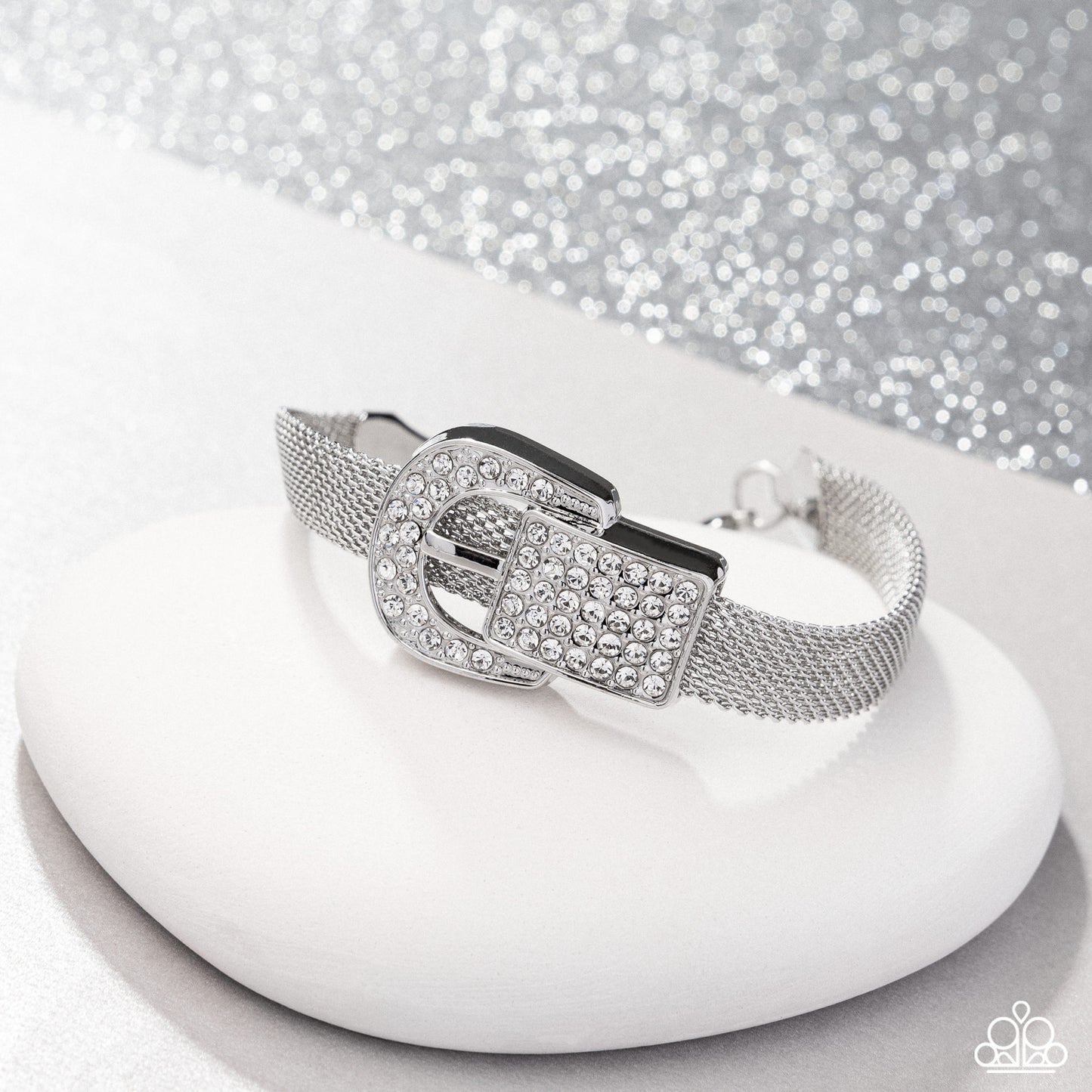 Boldly Buckled - white - Paparazzi bracelet