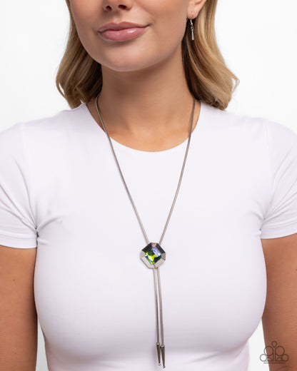 Bolo Brilliance - green - Paparazzi necklace
