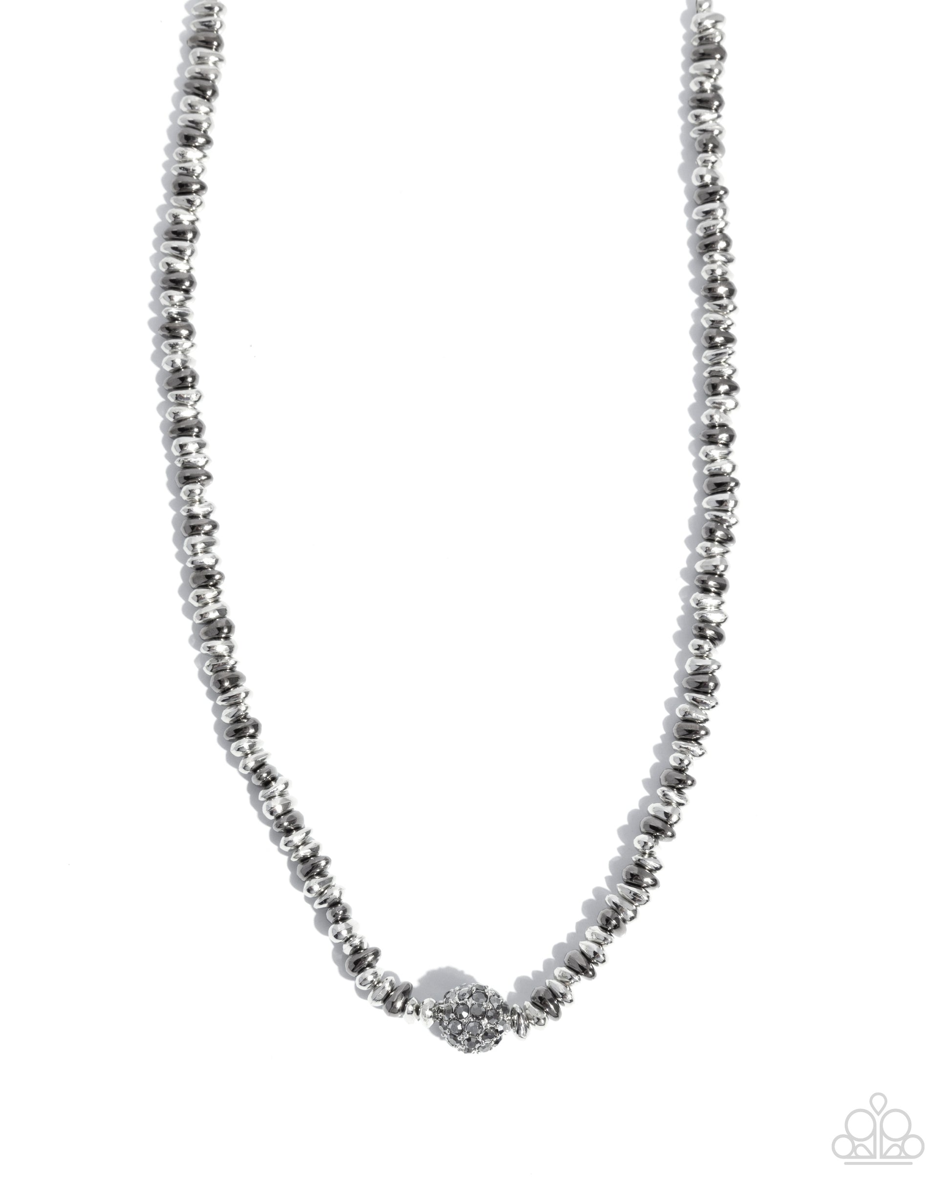 Bossy Bling - silver - Paparazzi necklace