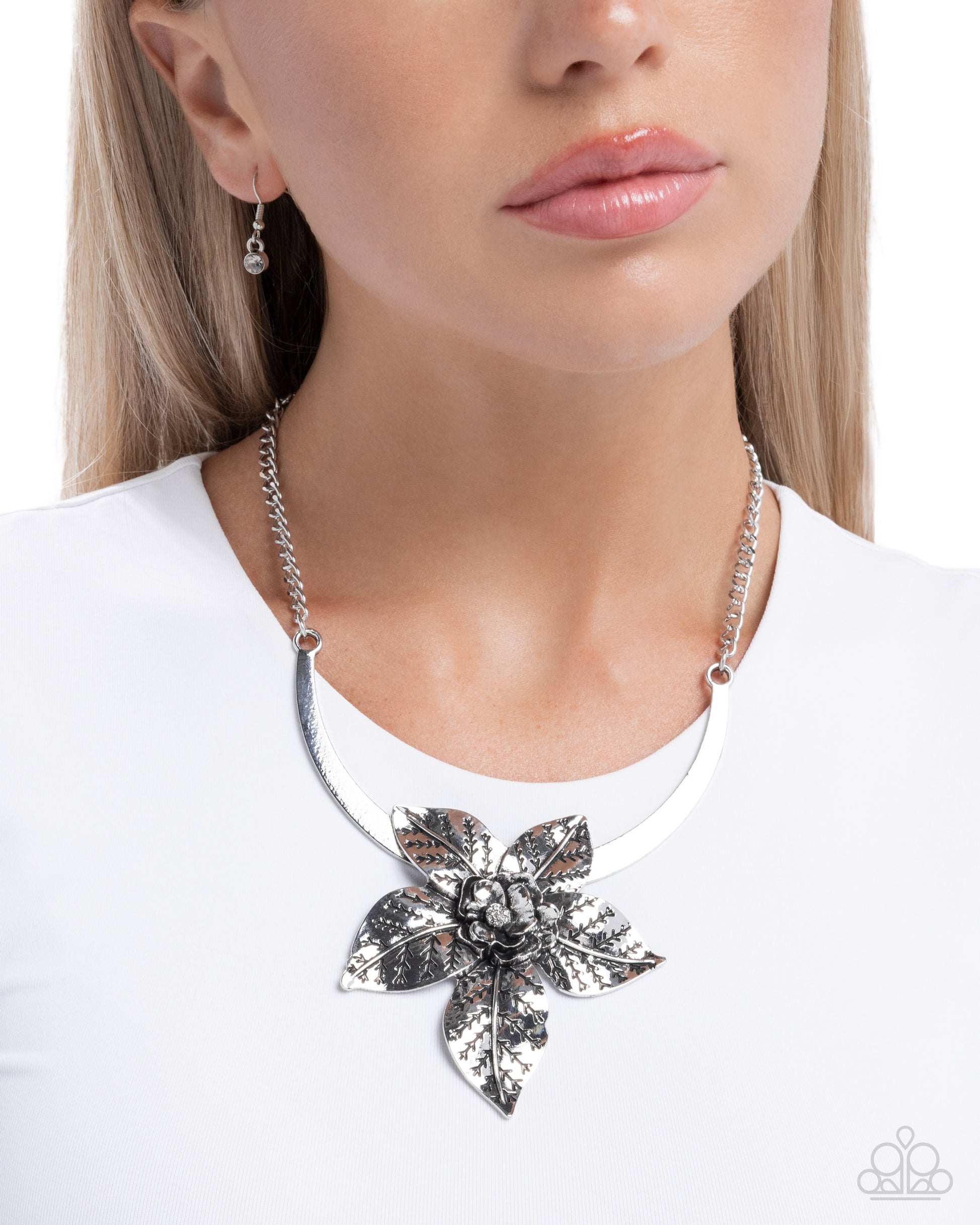 Botanical Broadcast - silver - Paparazzi necklace